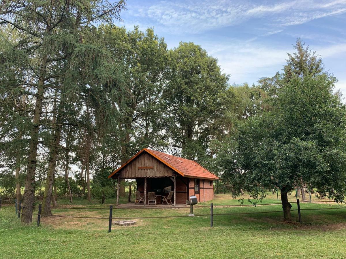 Ferienhaus Am Waldchen Villa Uelsen Dış mekan fotoğraf