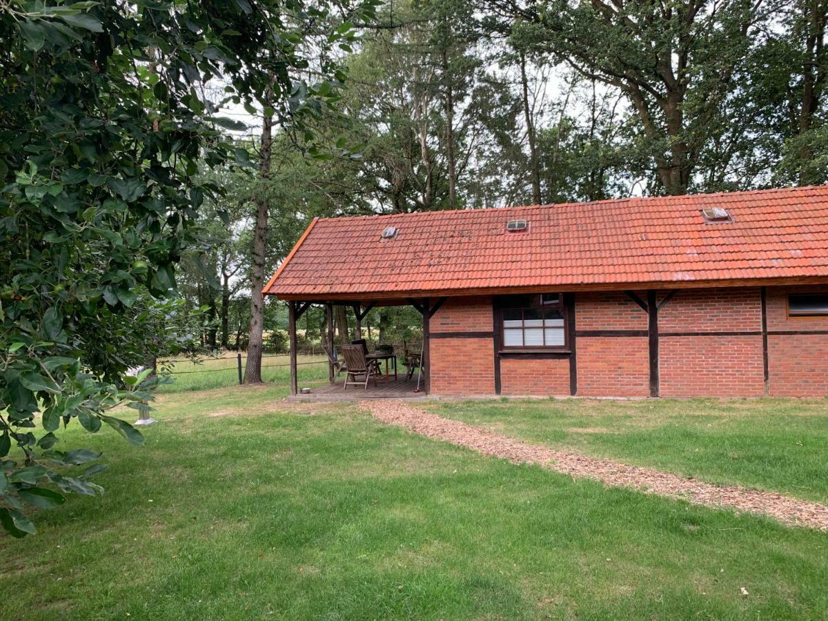 Ferienhaus Am Waldchen Villa Uelsen Dış mekan fotoğraf