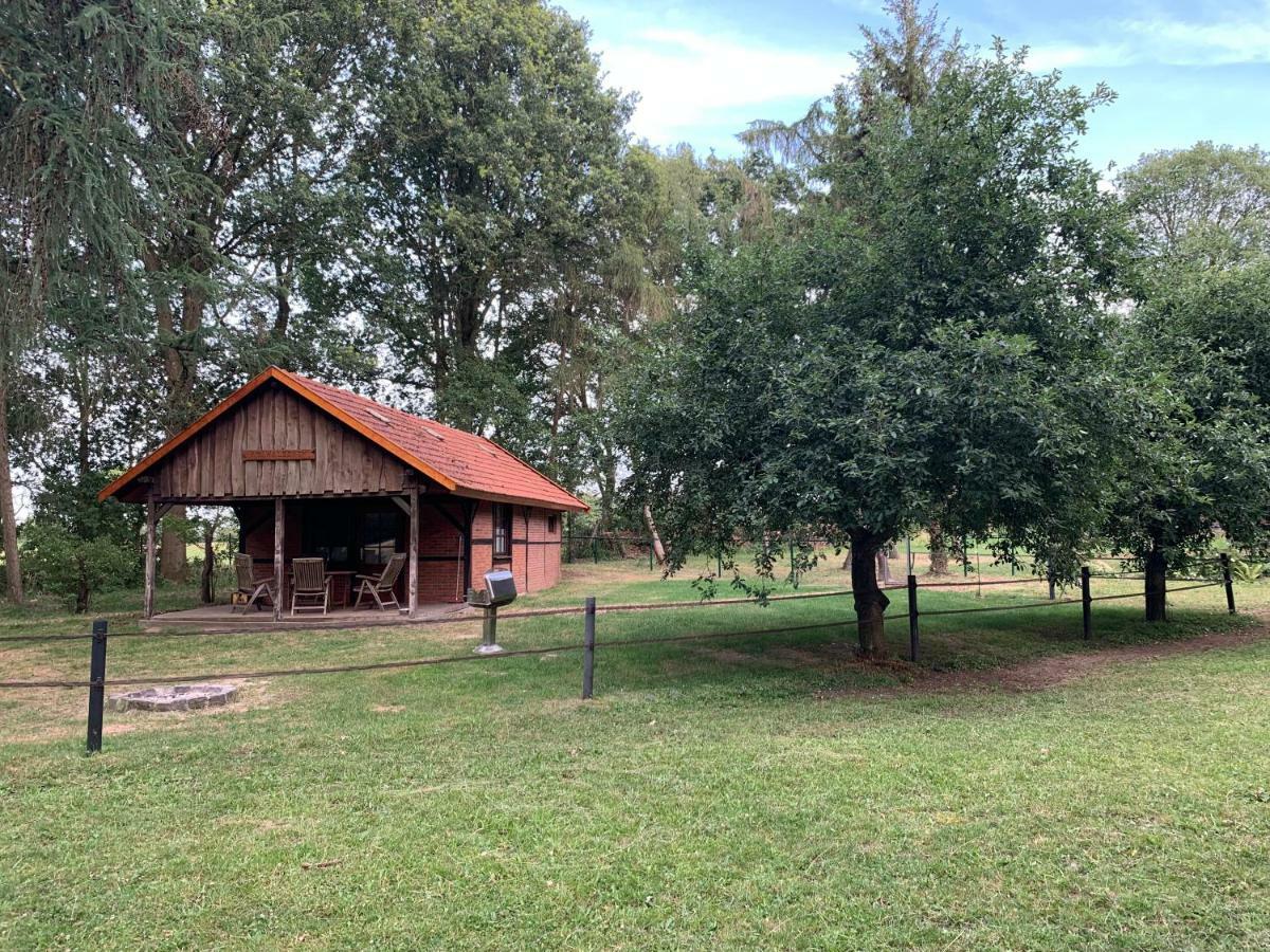 Ferienhaus Am Waldchen Villa Uelsen Dış mekan fotoğraf